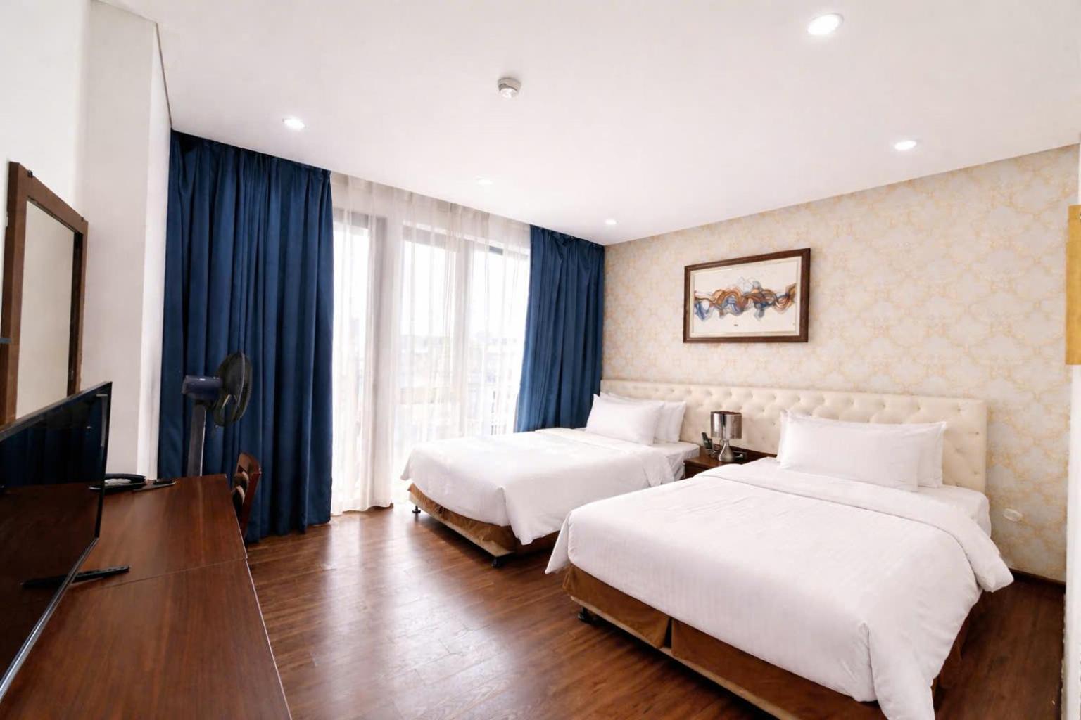New Century Hotel — Fotoğraflar 2